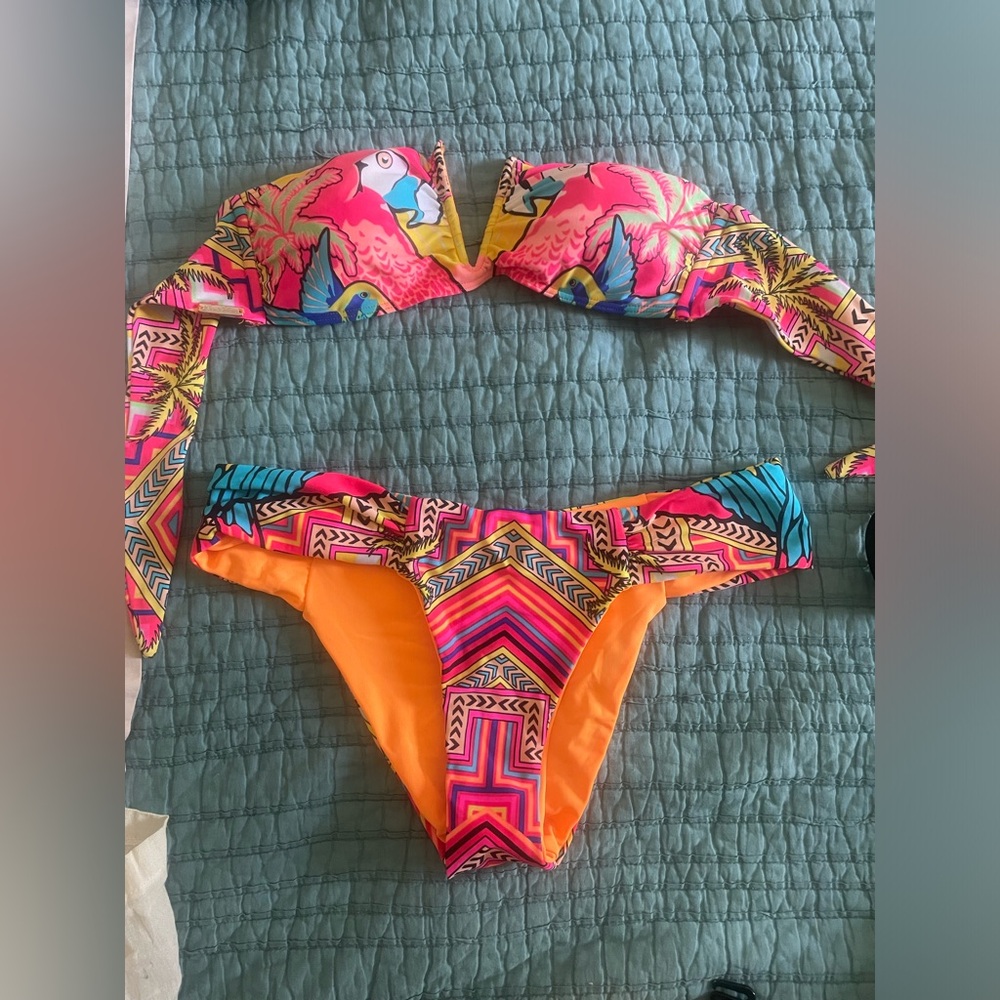 Mara Hoffman Parrot Bikini Set (XS TOP, M BOTTOM)